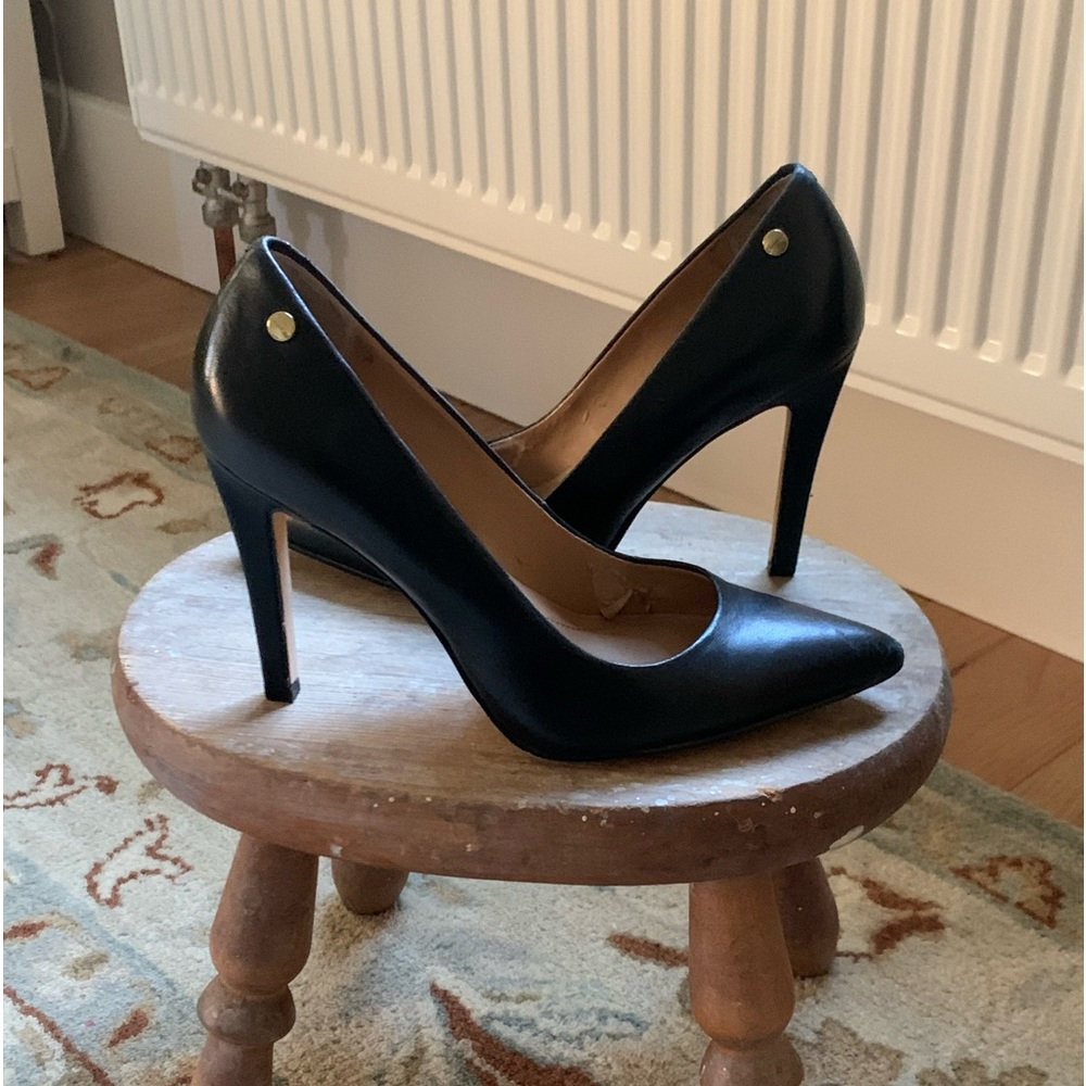 CALVIN KLEIN Brady Heels pumps 6.5